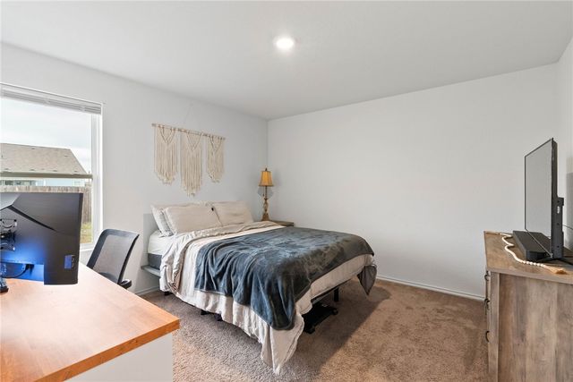 13282 Silverado Dr, Robstown, TX 78380