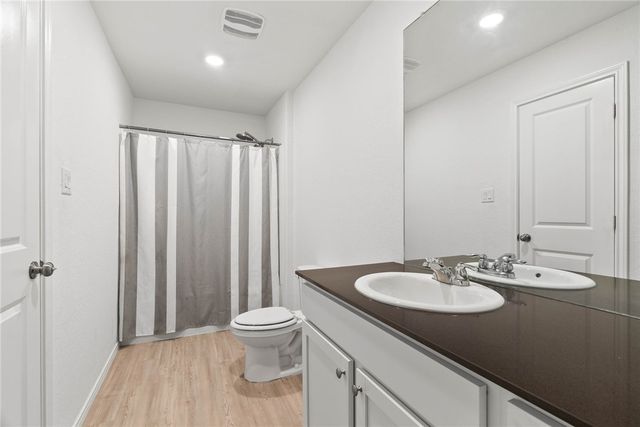 13282 Silverado Dr, Robstown, TX 78380