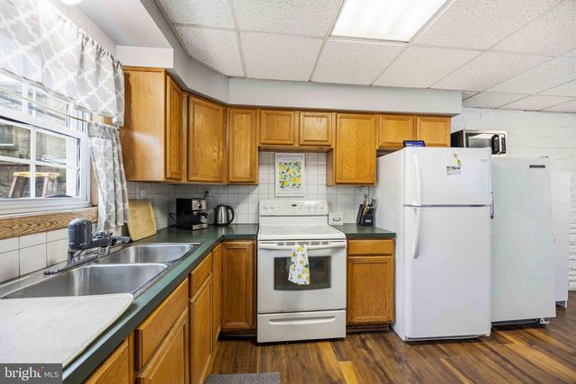 2981 EDGEMONT ST, Philadelphia, PA 19134
