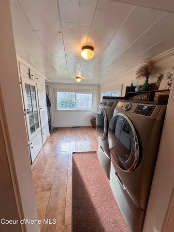 15664 N SPRING ST, Rathdrum, ID 83858