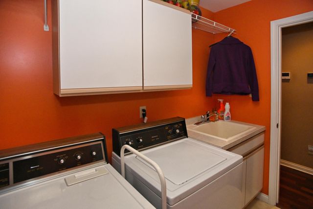 105 S Merrivale Avenue, Beverly Shores, IN 46301