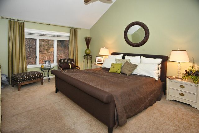 105 S Merrivale Avenue, Beverly Shores, IN 46301