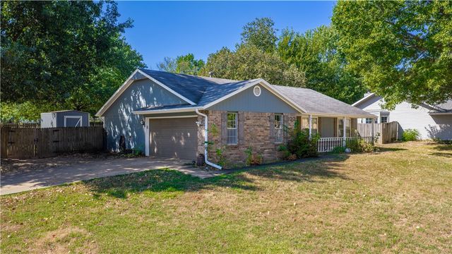 3145 Shale Street, Fayetteville, AR 72704