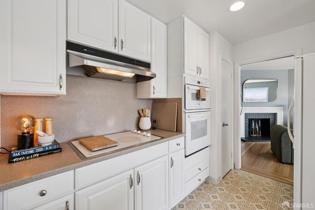 67 Molimo Drive, San Francisco, CA 94127