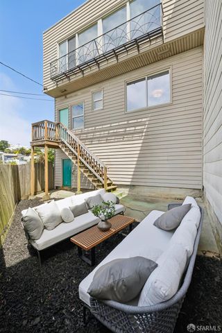 67 Molimo Drive, San Francisco, CA 94127