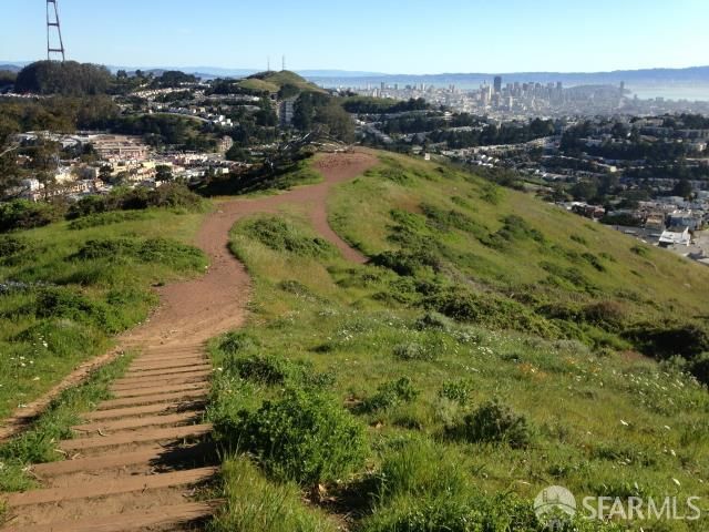 67 Molimo Drive, San Francisco, CA 94127