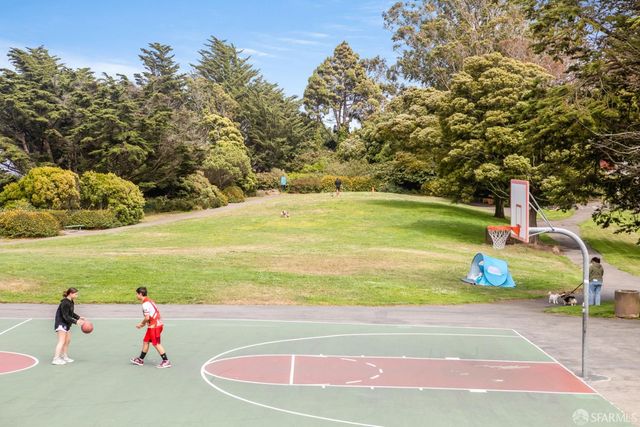 67 Molimo Drive, San Francisco, CA 94127