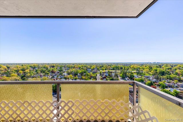 1841 Central Park Avenue 19L, Yonkers, NY 10710