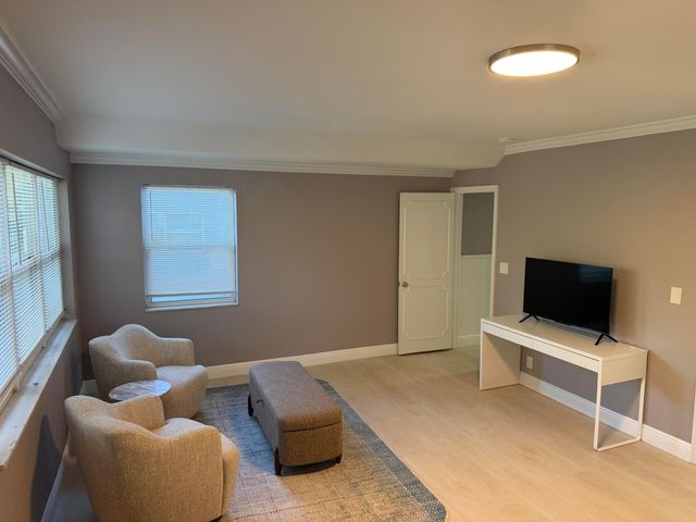 220 Washingtonia Avenue E, Lauderdale-By-The-Sea E, Lauderdale By The Sea, FL 33308