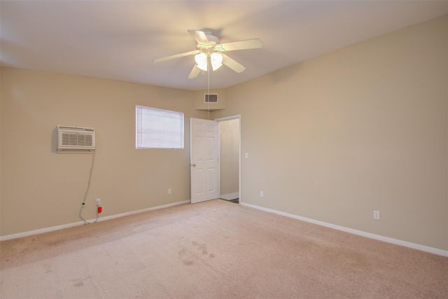 5419 Gulfton Street H, Houston, TX 77081