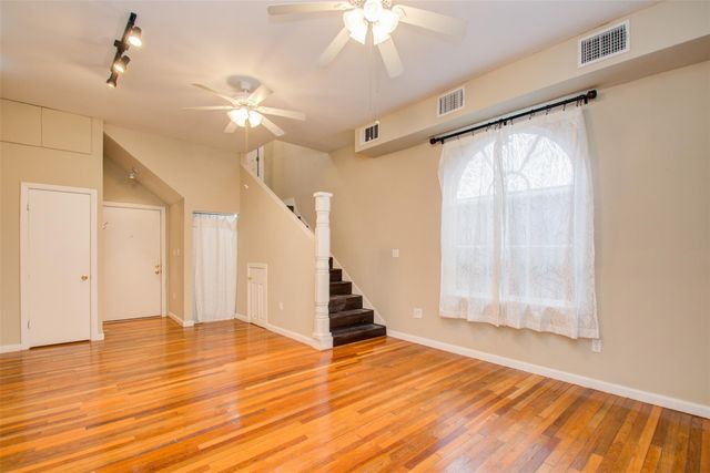 5419 Gulfton Street H, Houston, TX 77081