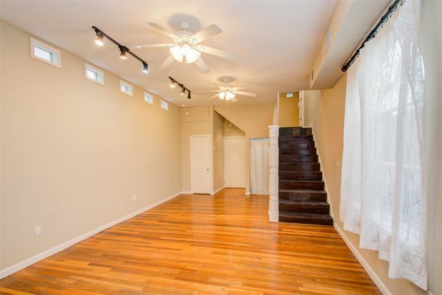 5419 Gulfton Street H, Houston, TX 77081