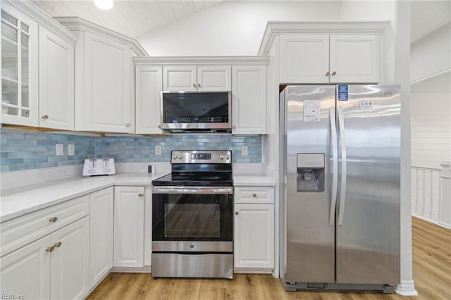 3033 Sandfiddler RD, Virginia Beach, VA 23456