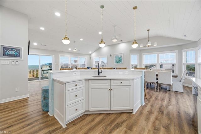 3033 Sandfiddler RD, Virginia Beach, VA 23456