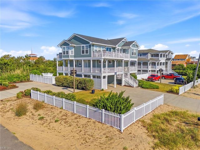 3033 Sandfiddler RD, Virginia Beach, VA 23456