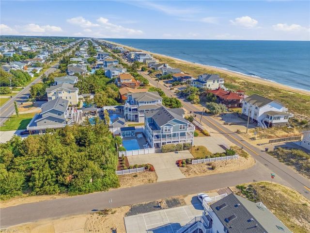 3033 Sandfiddler RD, Virginia Beach, VA 23456