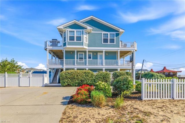 3033 Sandfiddler RD, Virginia Beach, VA 23456