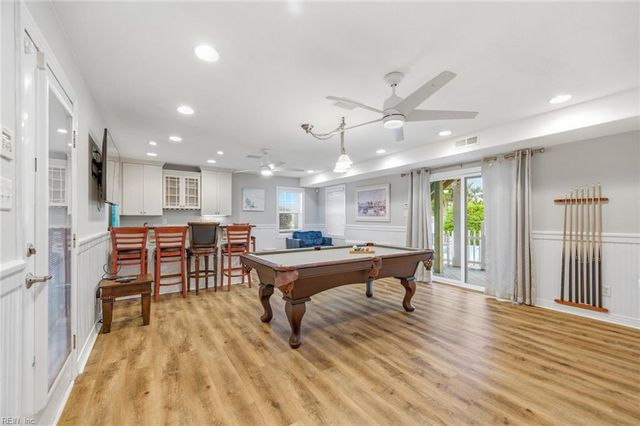 3033 Sandfiddler RD, Virginia Beach, VA 23456