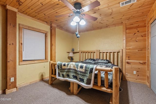 714 Shell Mountain Road, Sevierville, TN 37876