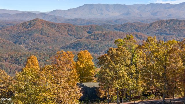 714 Shell Mountain Road, Sevierville, TN 37876