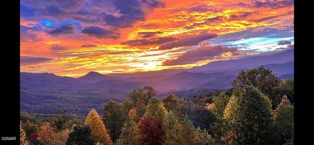 714 Shell Mountain Road, Sevierville, TN 37876