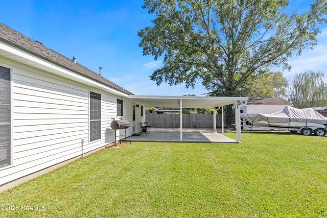 1006 Christopher Street, New Iberia, LA 70563