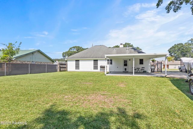 1006 Christopher Street, New Iberia, LA 70563