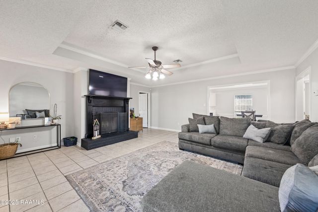 1006 Christopher Street, New Iberia, LA 70563