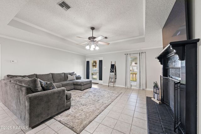 1006 Christopher Street, New Iberia, LA 70563