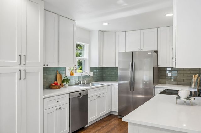 6718 Hialeah Drive, Dallas, TX 75214