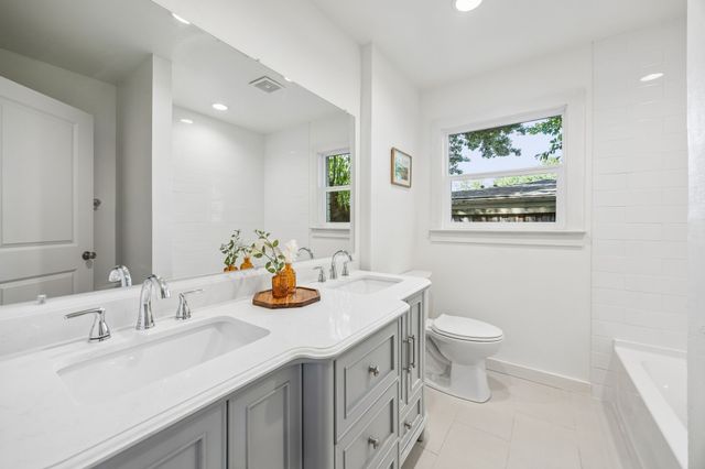 6718 Hialeah Drive, Dallas, TX 75214