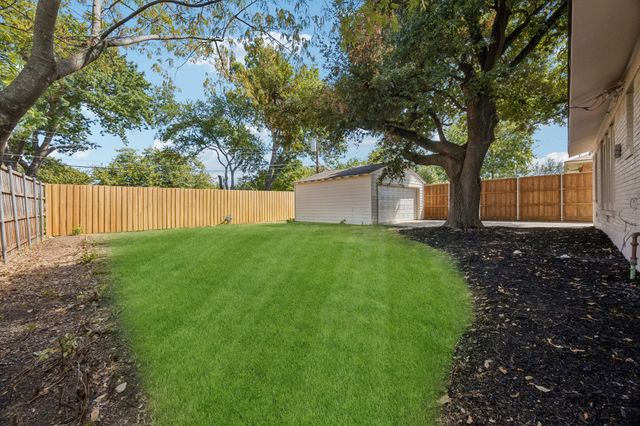 6718 Hialeah Drive, Dallas, TX 75214
