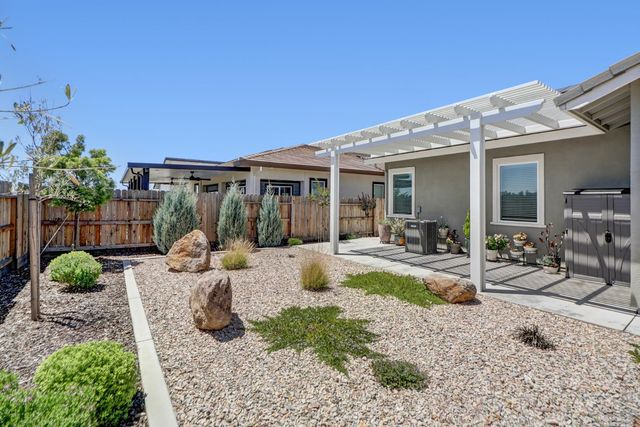 9230 Stillwagon St, Elk Grove, CA 95624