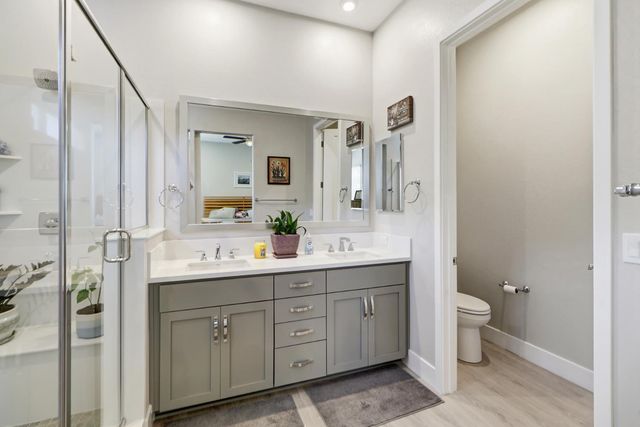 9230 Stillwagon St, Elk Grove, CA 95624
