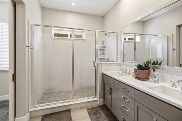 9230 Stillwagon St, Elk Grove, CA 95624