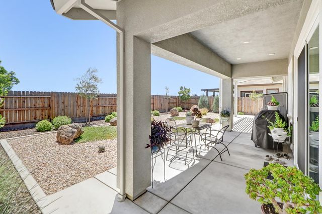 9230 Stillwagon St, Elk Grove, CA 95624