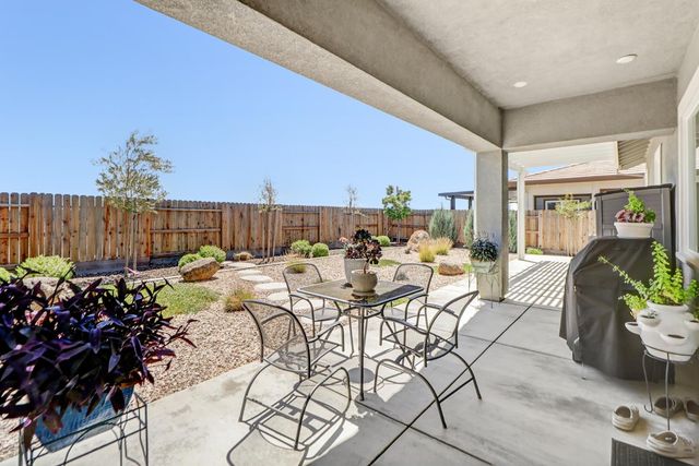 9230 Stillwagon St, Elk Grove, CA 95624