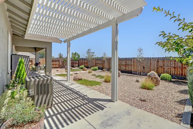 9230 Stillwagon St, Elk Grove, CA 95624