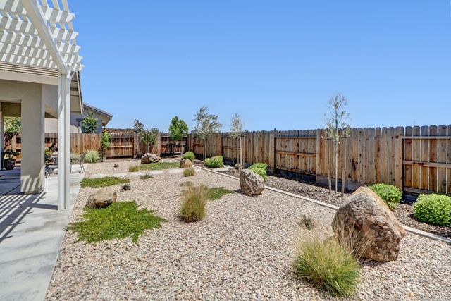9230 Stillwagon St, Elk Grove, CA 95624