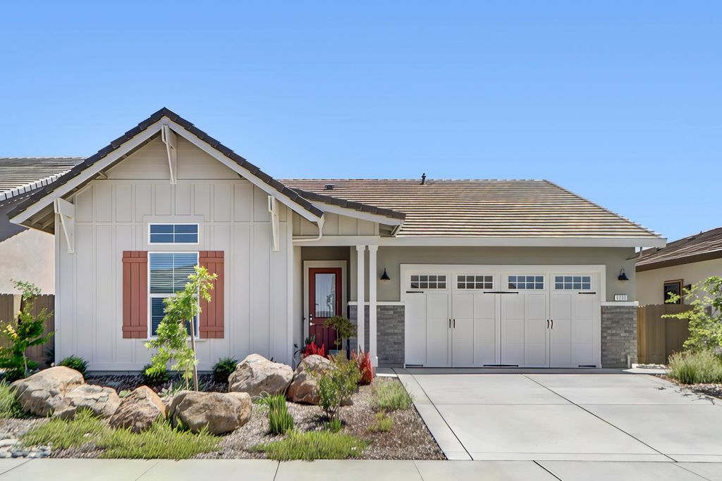 9230 Stillwagon St, Elk Grove, CA 95624