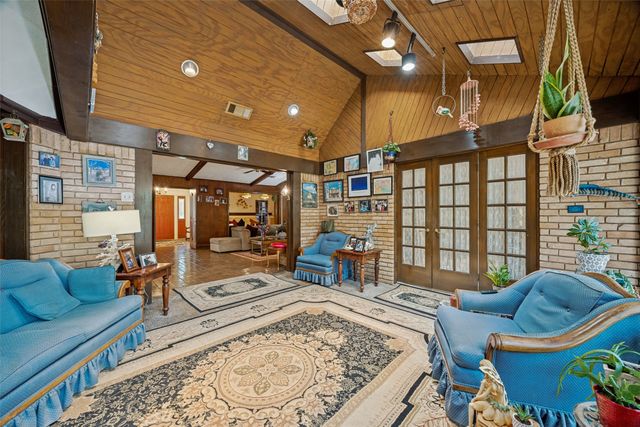 4616 Sugar Mill Road, Dallas, TX 75244