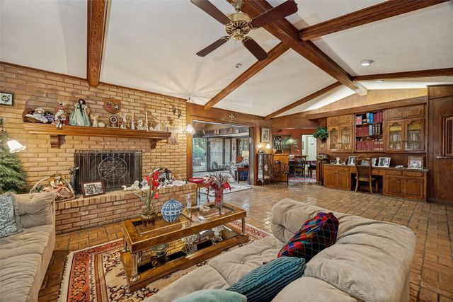 4616 Sugar Mill Road, Dallas, TX 75244