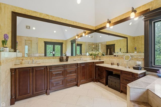 21917 N Wolter Lane, Kildeer, IL 60047