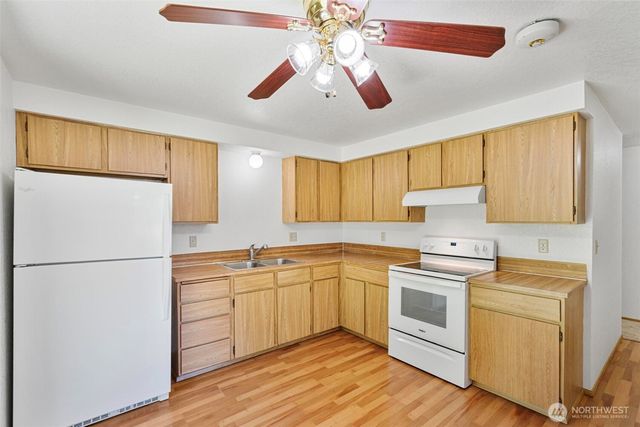 5443 Fiesta St SW, Tumwater, WA 98512