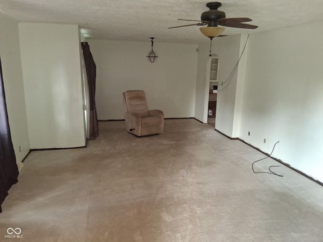 110 Roosevelt, Greenfield, IN 46140