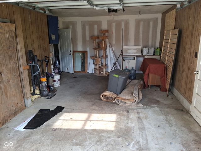110 Roosevelt, Greenfield, IN 46140