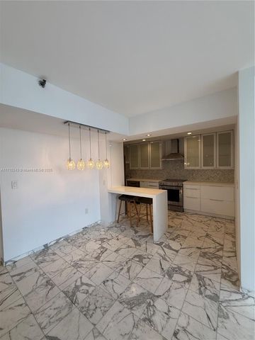 19707 Turnberry Way 16C, Aventura, FL 33180