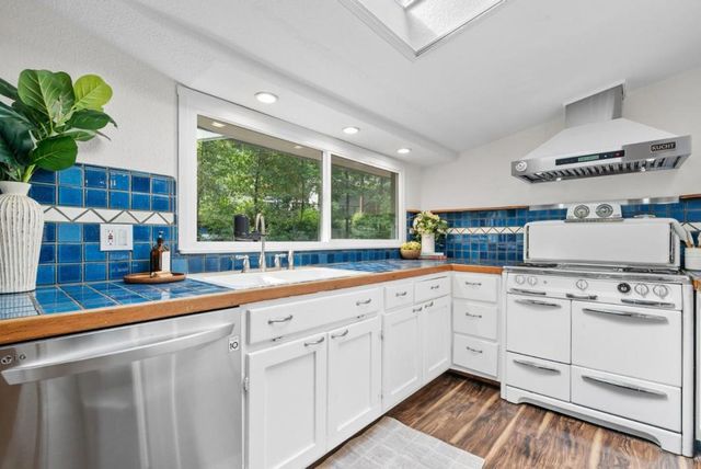 619 Redwood Drive, Felton, CA 95018