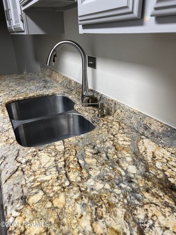 200 Lodge Drive Apt 812, Lafayette, LA 70506