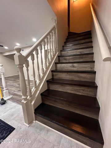 200 Lodge Drive Apt 812, Lafayette, LA 70506